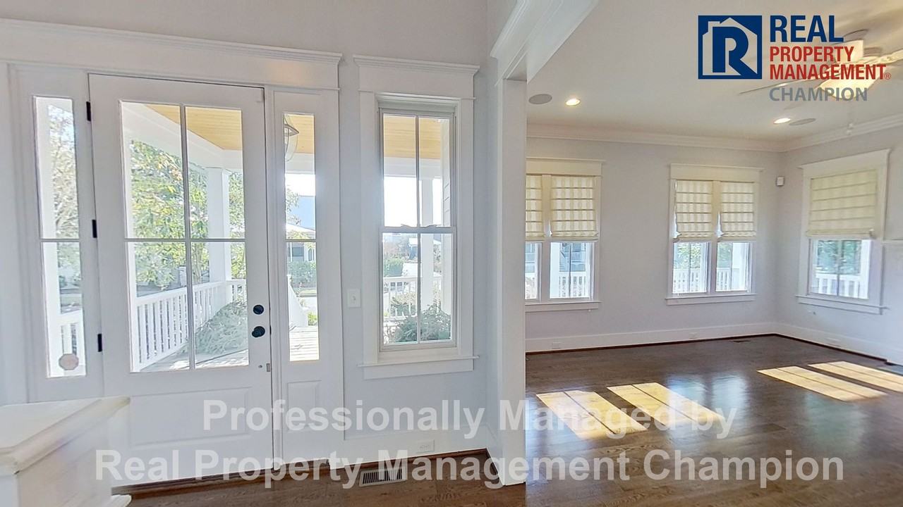 5401 Orton Point Rd - Photo 4 of 50