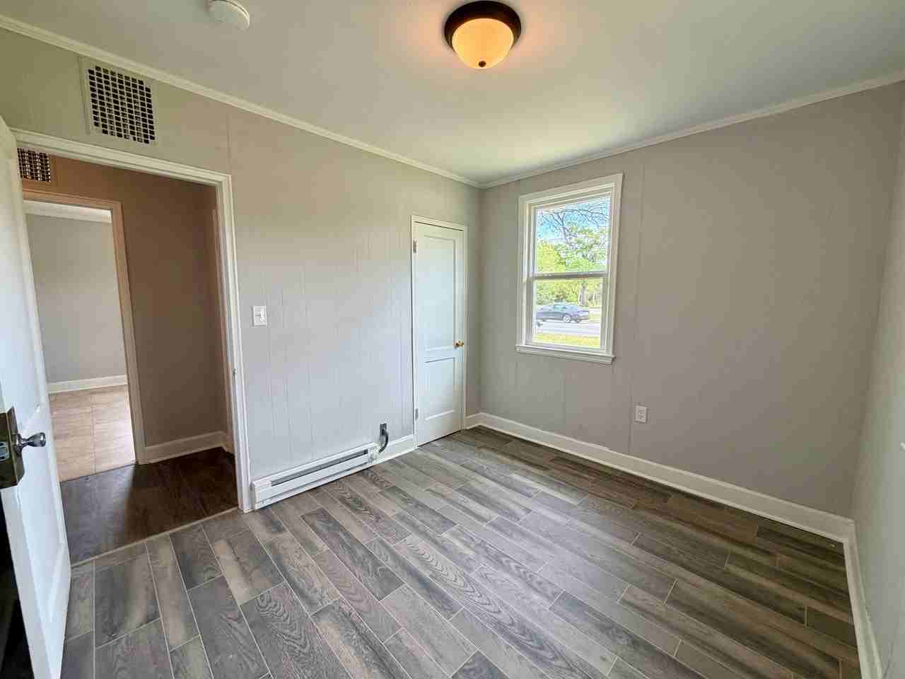 714A Miller Rd - Photo 4 of 6