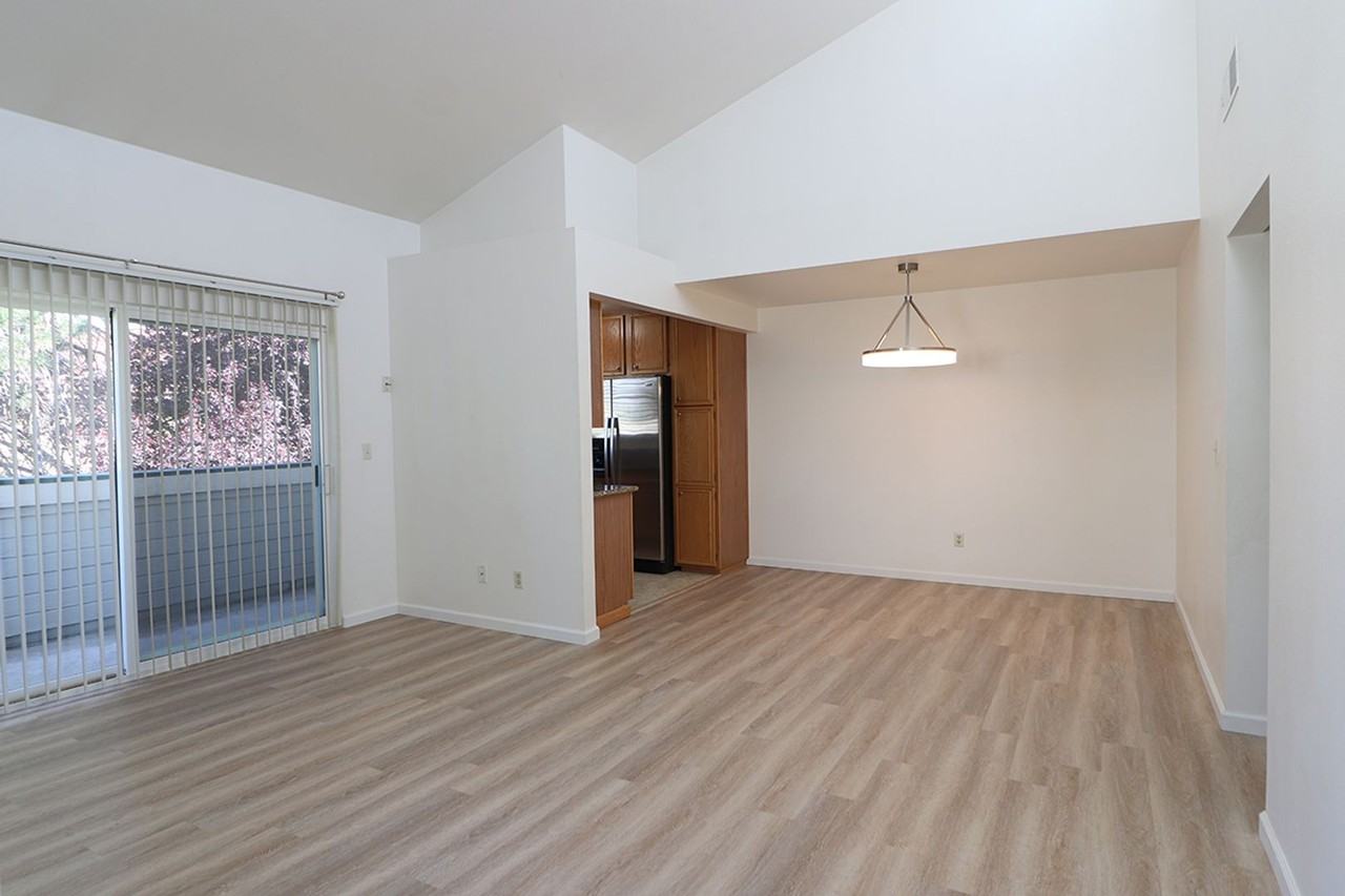 2659 Sycamore Glen Dr #3 - Photo 4 of 21