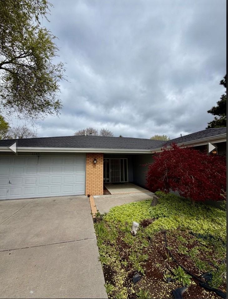 1165 Harbor Isle Blvd - Photo 5 of 27