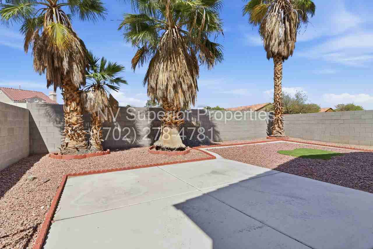 5510 Walcott Dr - Photo 6 of 50