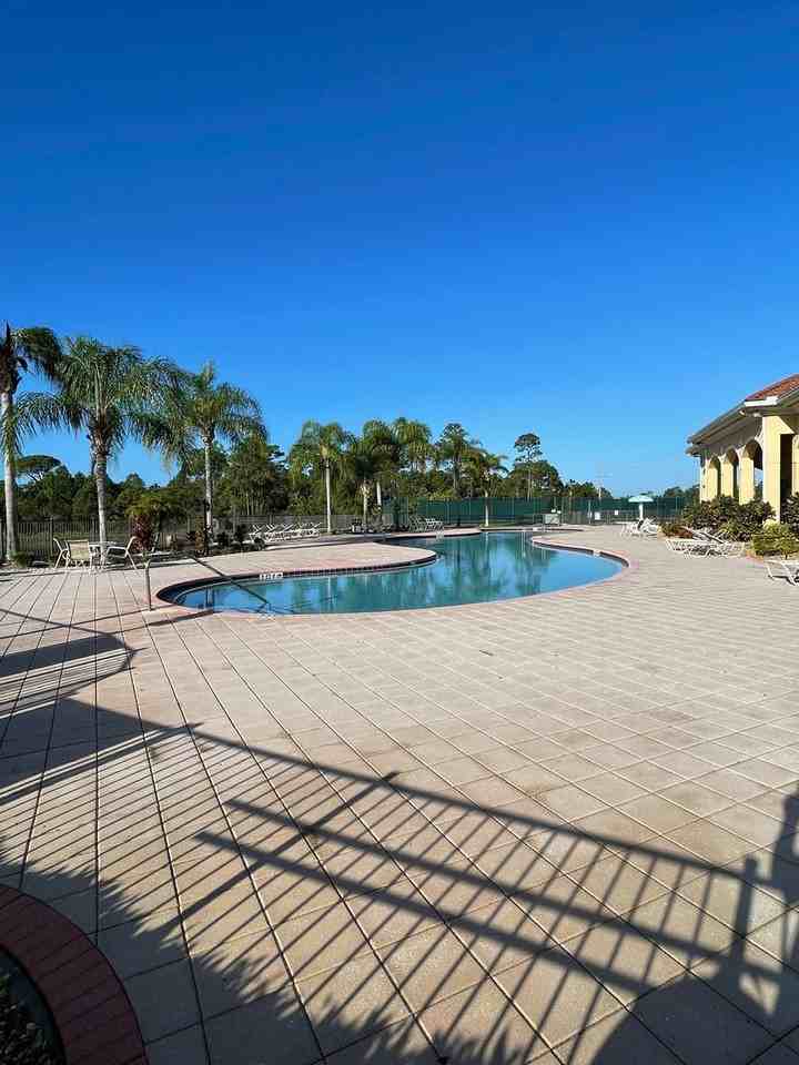 1282 Clove Dr - Photo 4 of 48