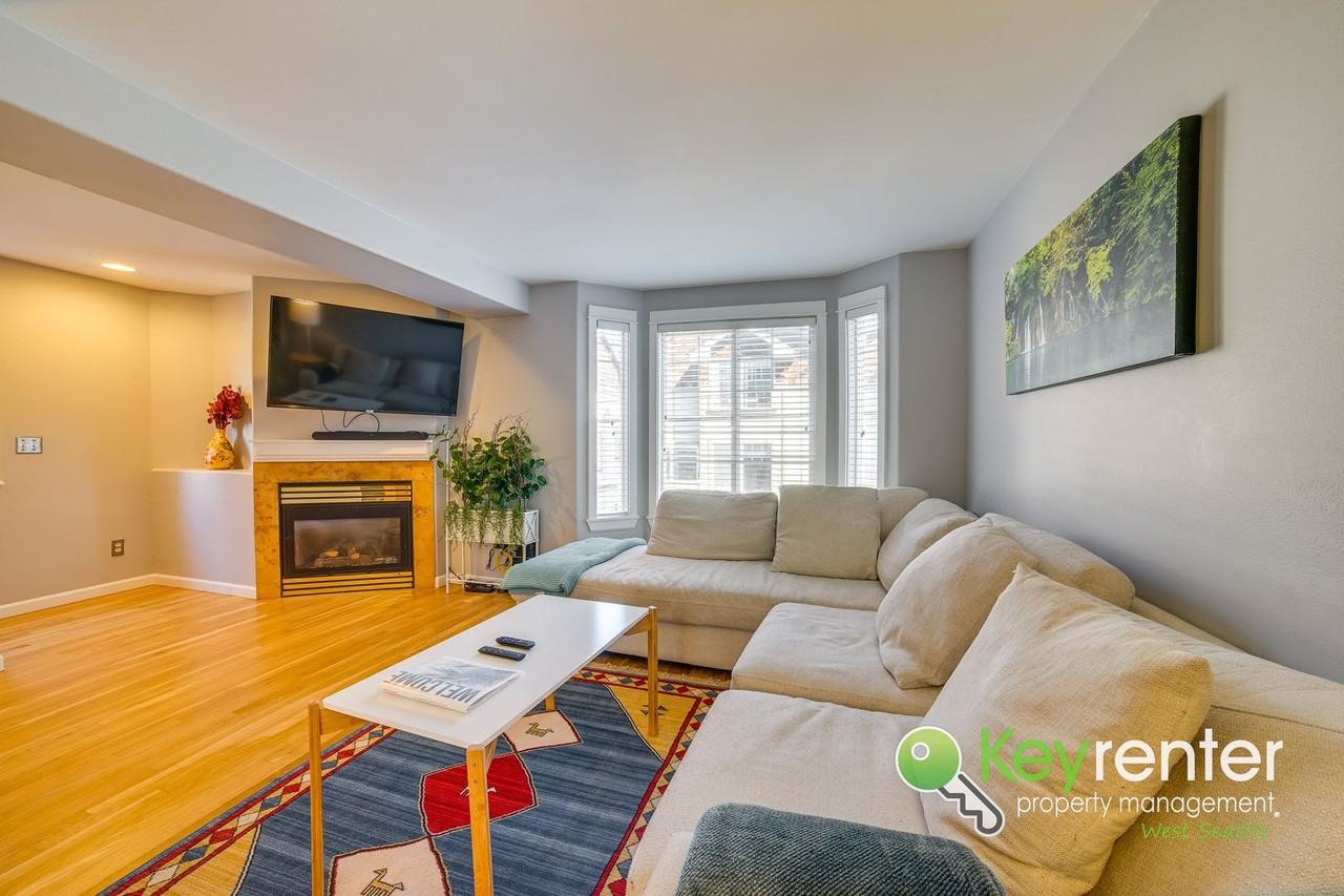 1304 N 85th St - Photo 5 of 39