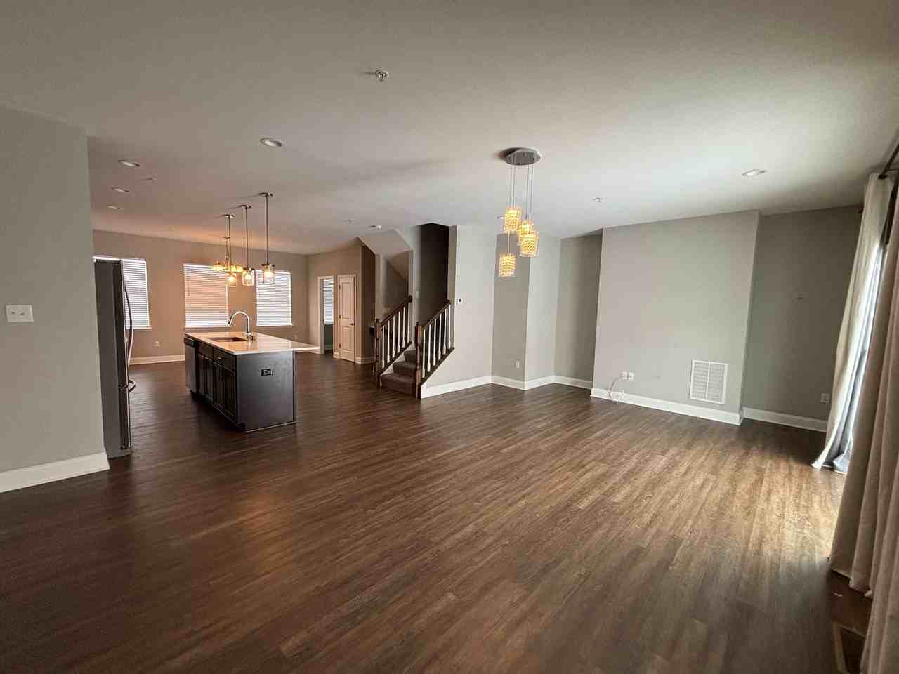 76 Hawthorne Dr - Photo 7 of 18
