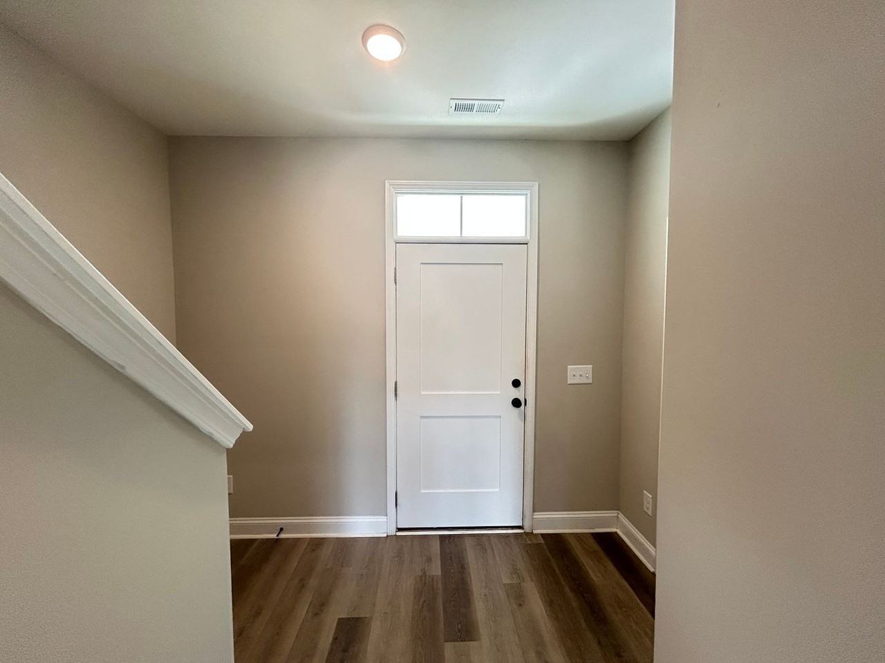 1613 Grey Cliff Run - Photo 4 of 25