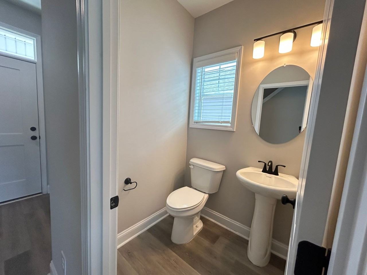 1613 Grey Cliff Run - Photo 6 of 25