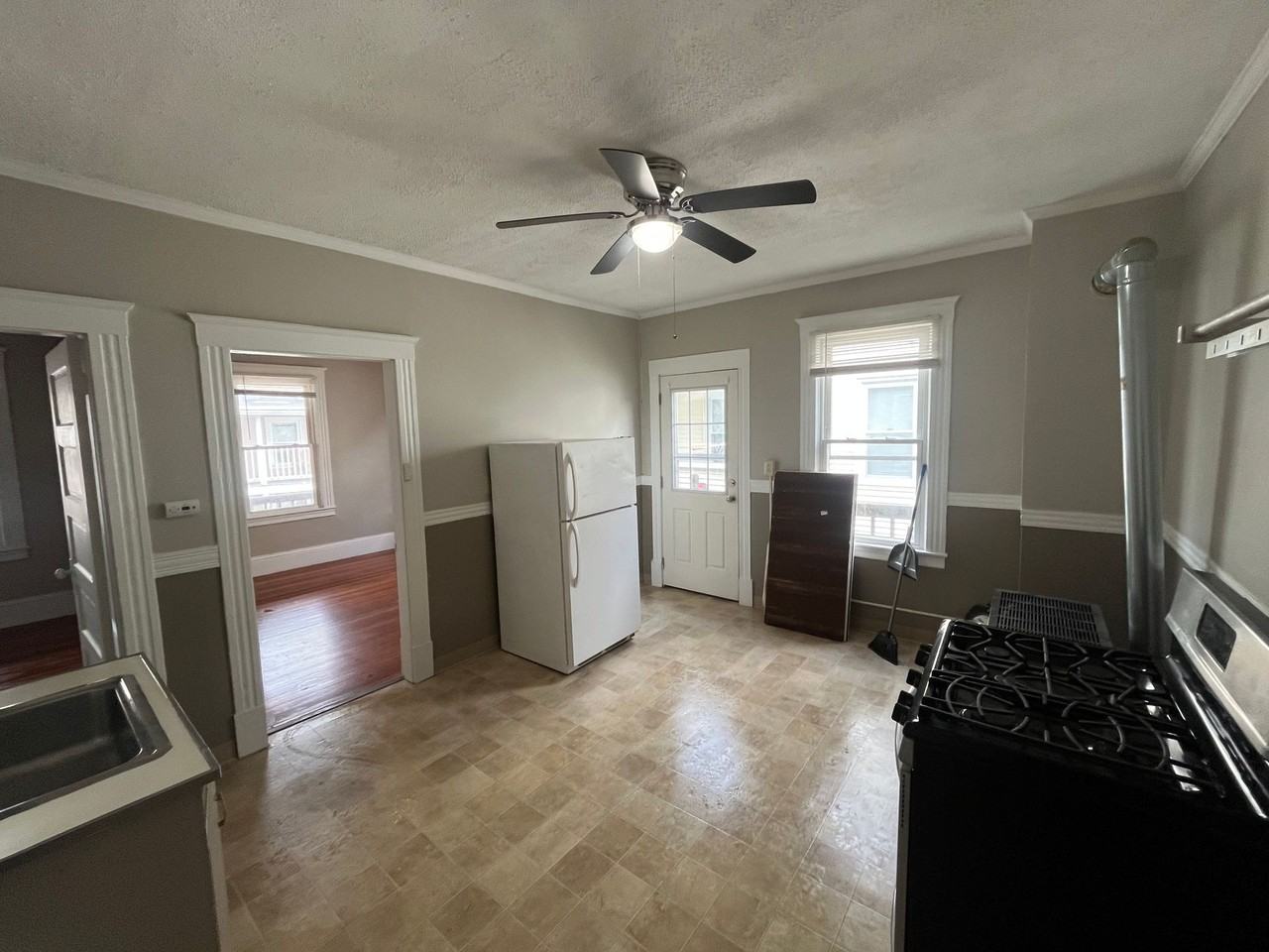 26-28 Parker St. - Photo 5 of 6