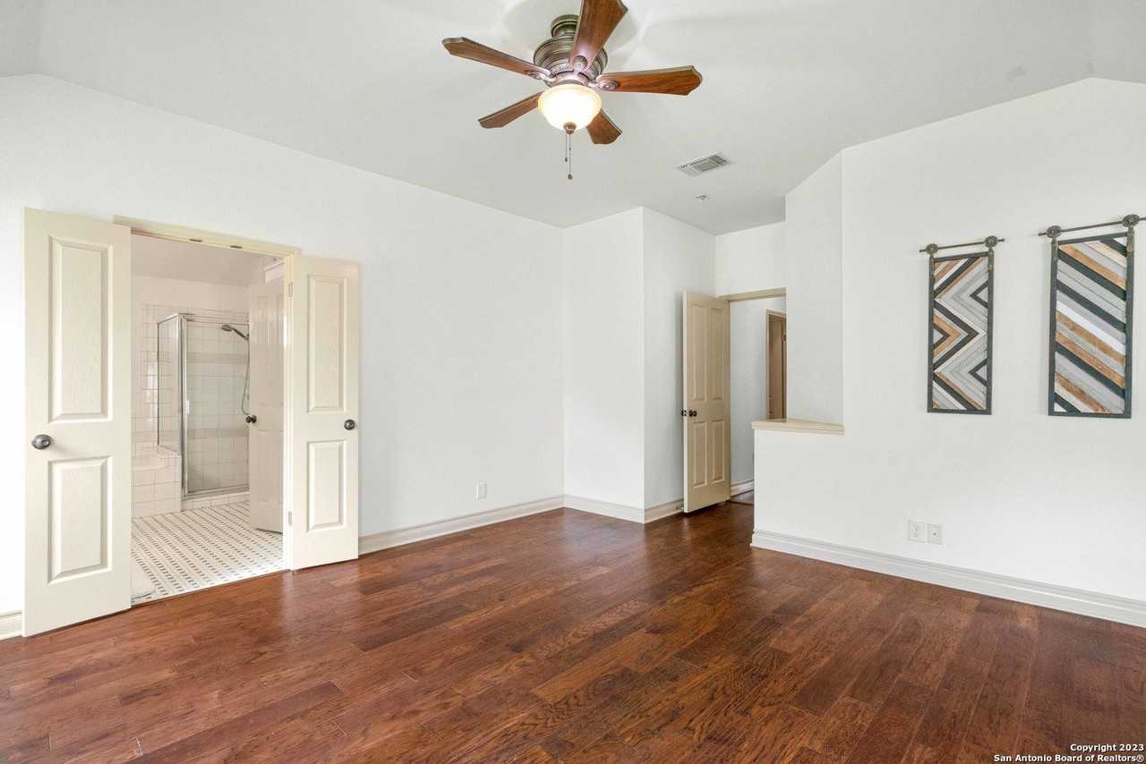 18914 Surreywood - Photo 7 of 18