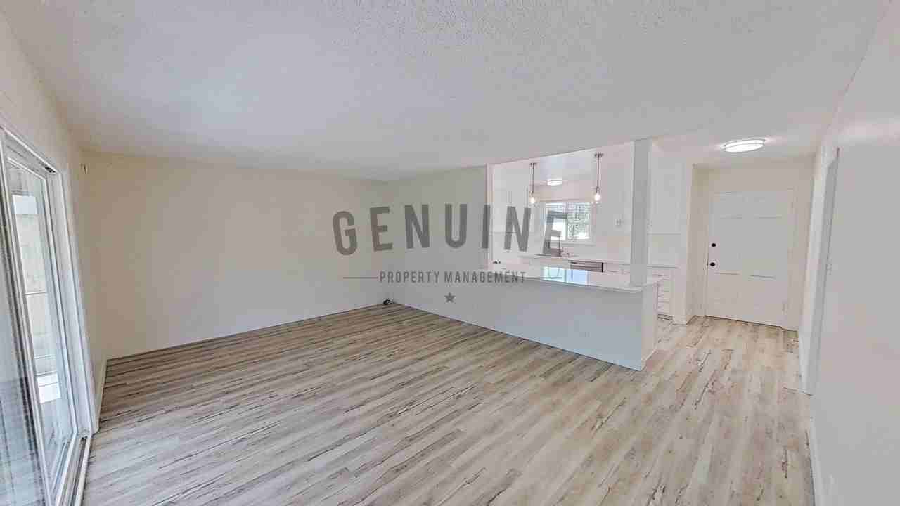 4812 Marion Ave - Photo 6 of 41