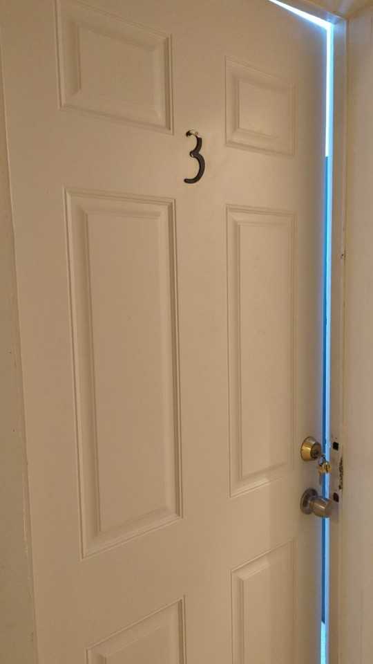 Calhoun Pl 121-123 - Photo 2 of 13