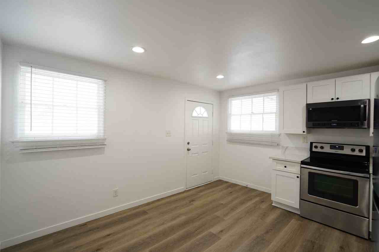 4920 Granada Ave - Photo 2 of 8