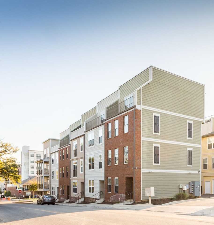 Paces - Photo 3 of 13