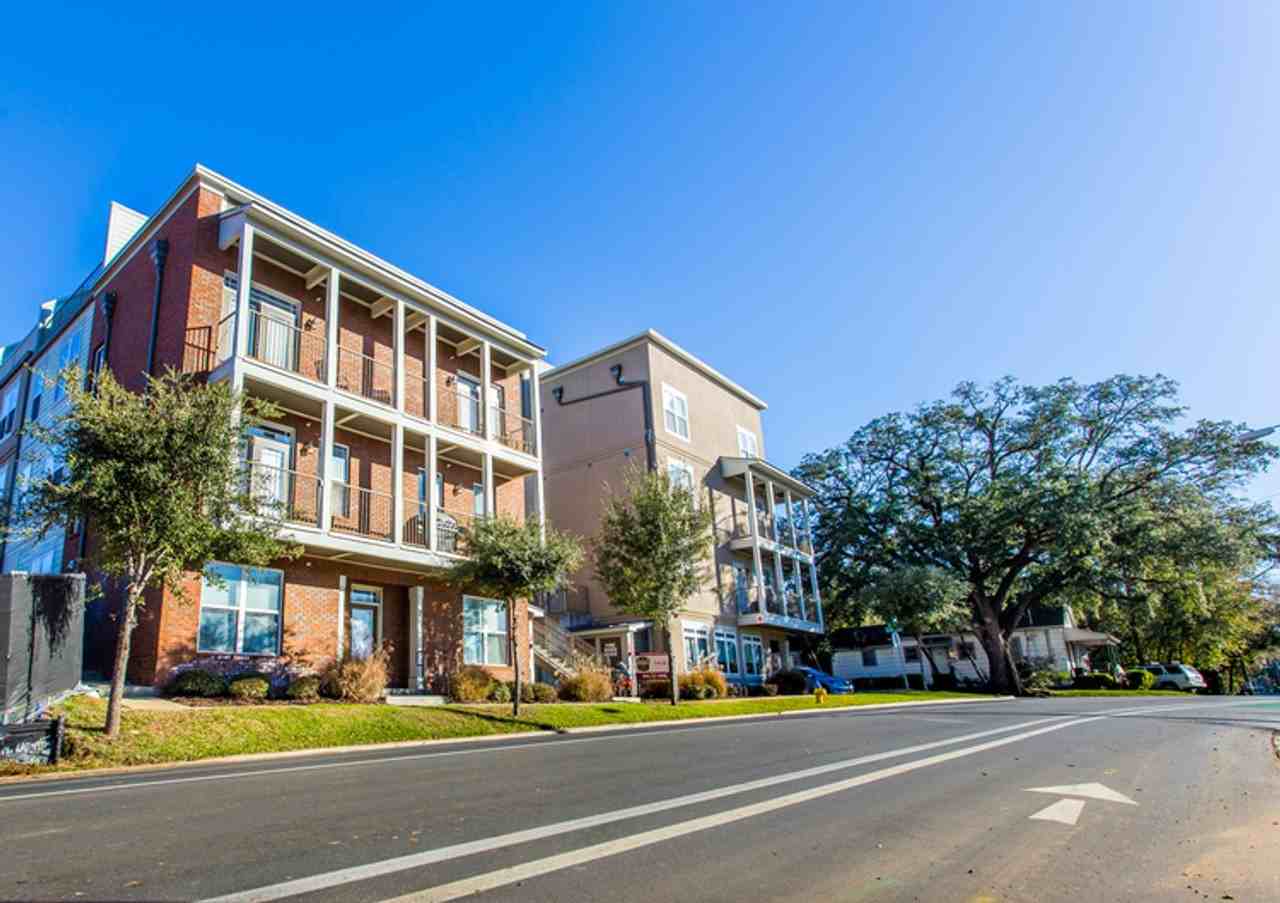 Paces - Photo 6 of 13