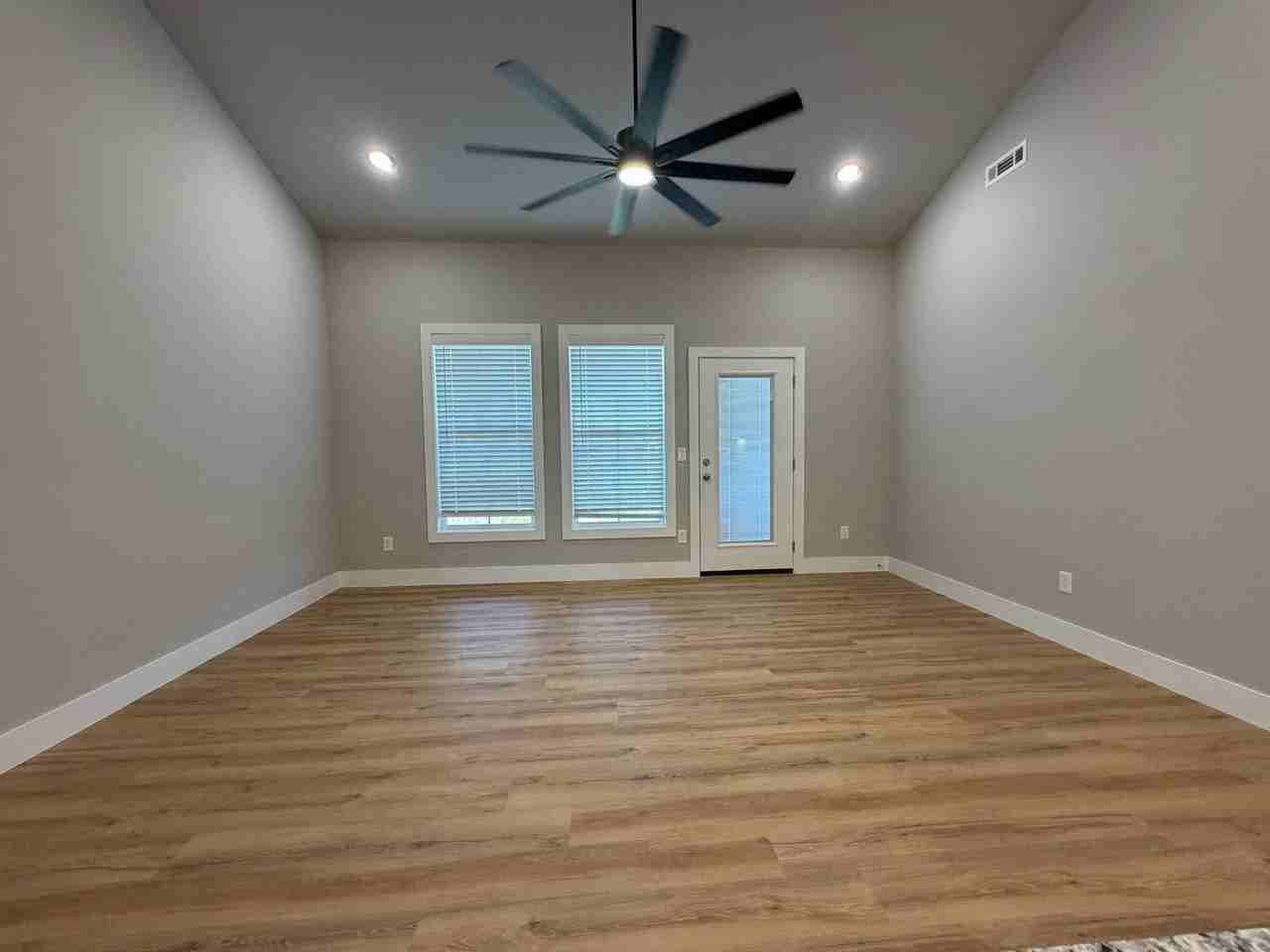 1000 Seaborn Way - Photo 2 of 17