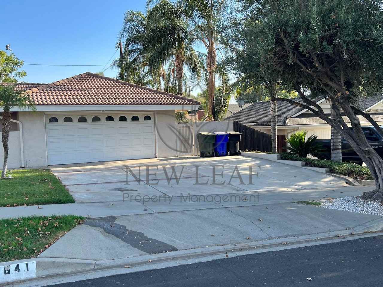 22641 De Soto St - Photo 3 of 39