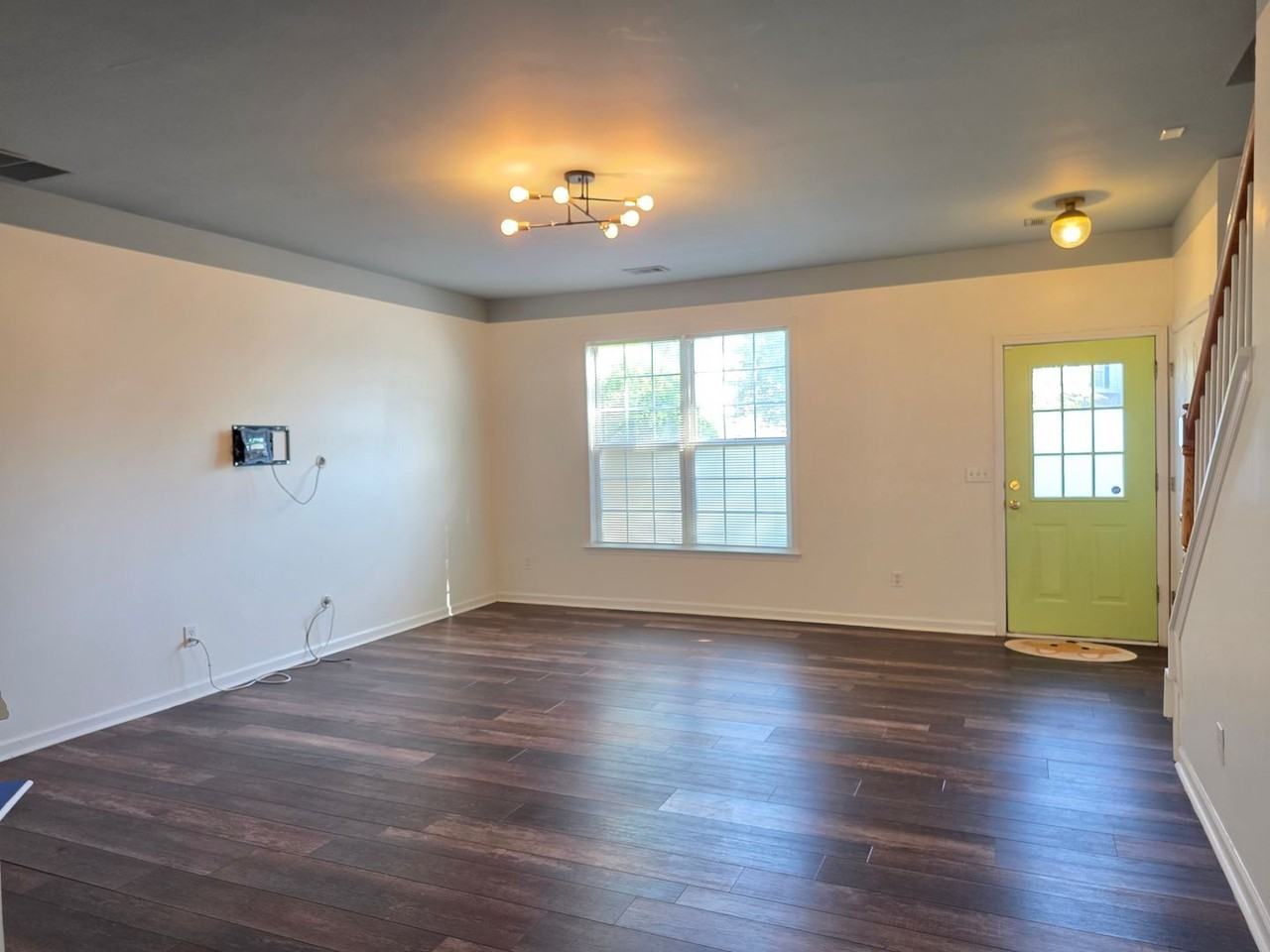 1706 Stanwood Dr Nw - Photo 2 of 15