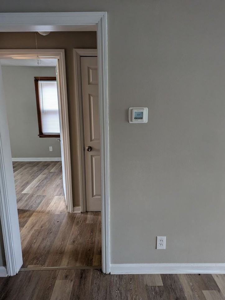 5736 South Blvd - Photo 4 of 17