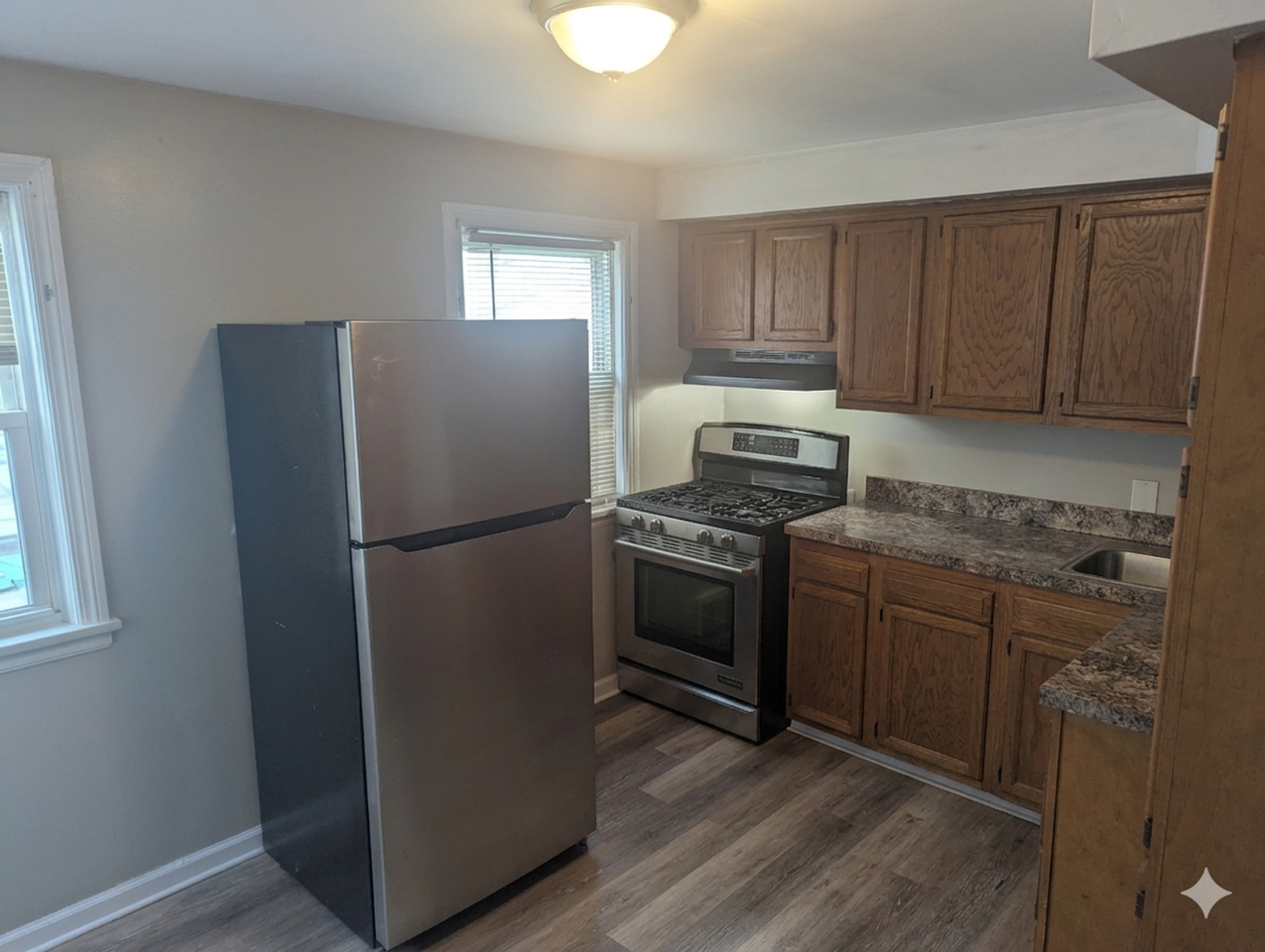 5736 South Blvd - Photo 6 of 17