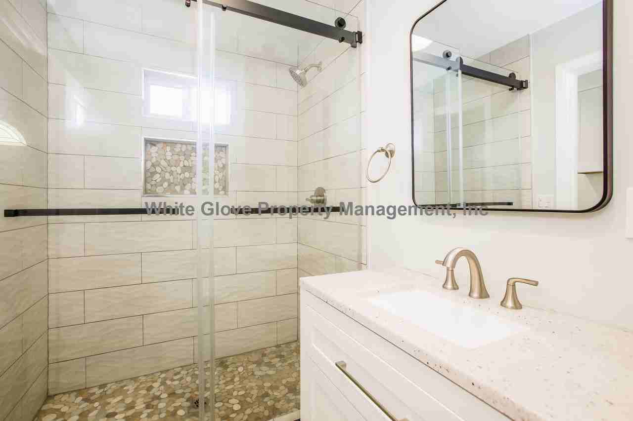 142 N Pritchard Ave - Photo 6 of 9