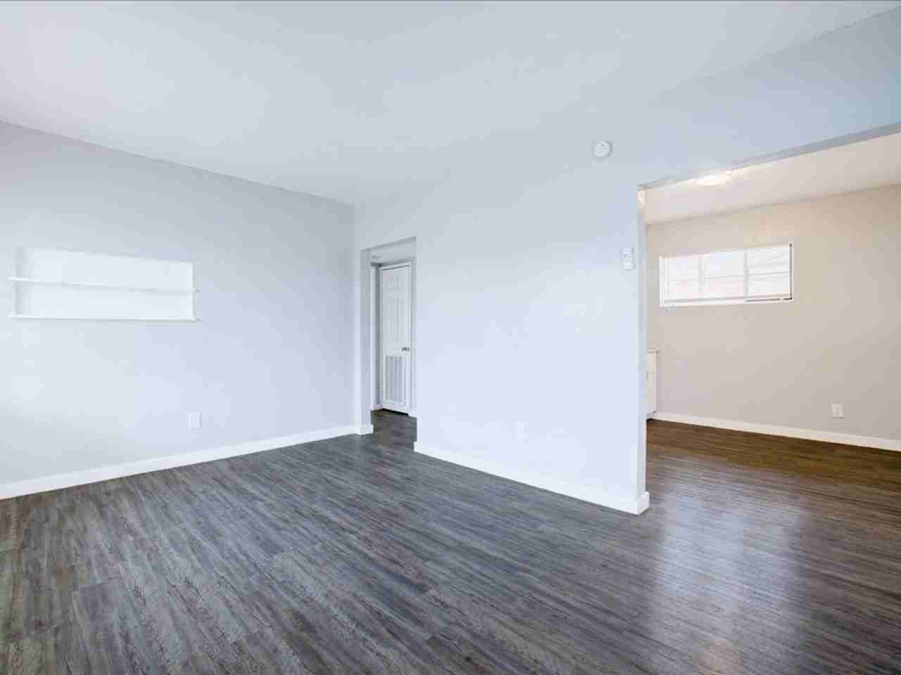 2116 N Forgeus Ave #A - Photo 4 of 16