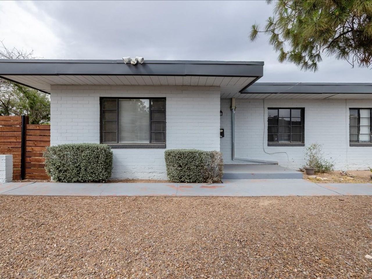 2132 N Forgeus Ave #C - Photo 2 of 15