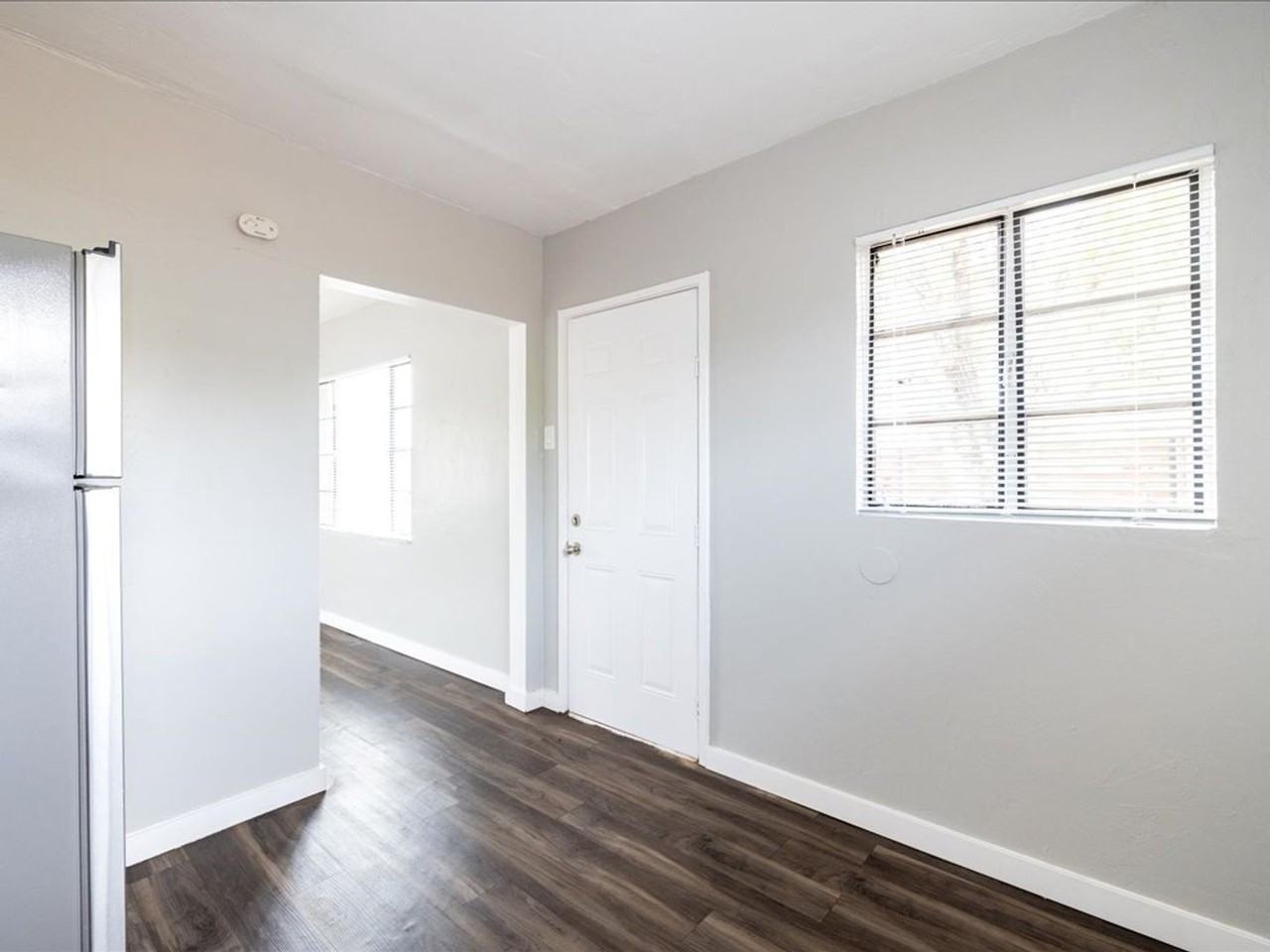 2132 N Forgeus Ave #C - Photo 7 of 15