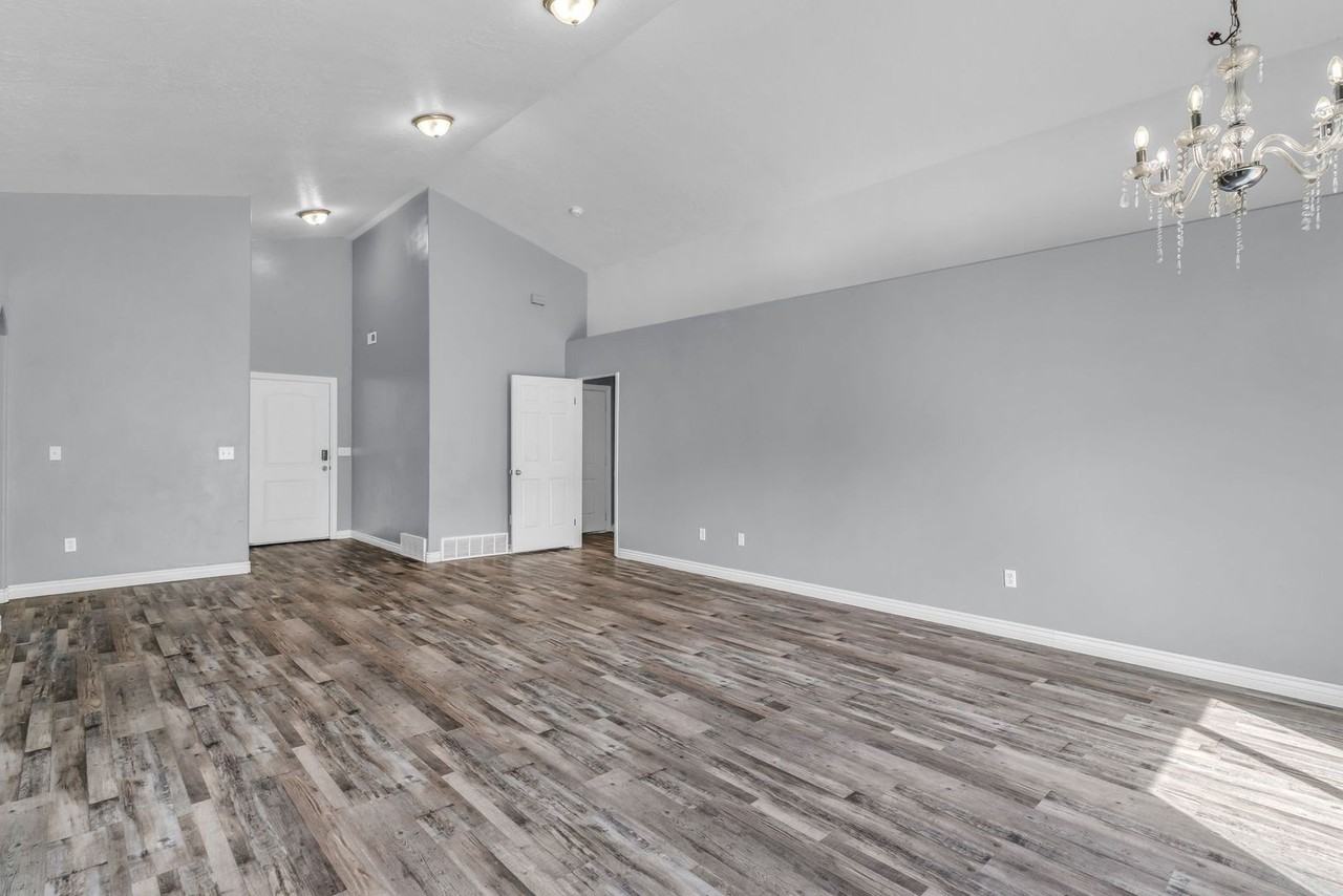 138 Sam Gates Rd - Photo 7 of 28