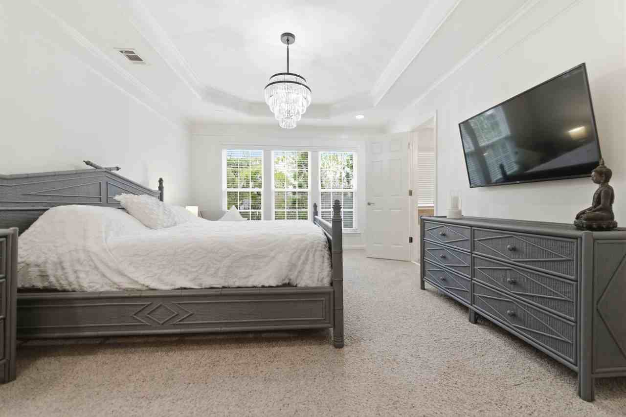 4953 Colchester Ct Se - Photo 5 of 50