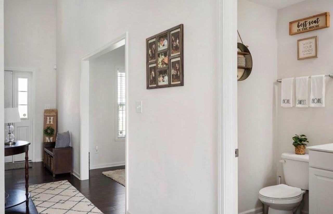 6517 Turf Way - Photo 5 of 21