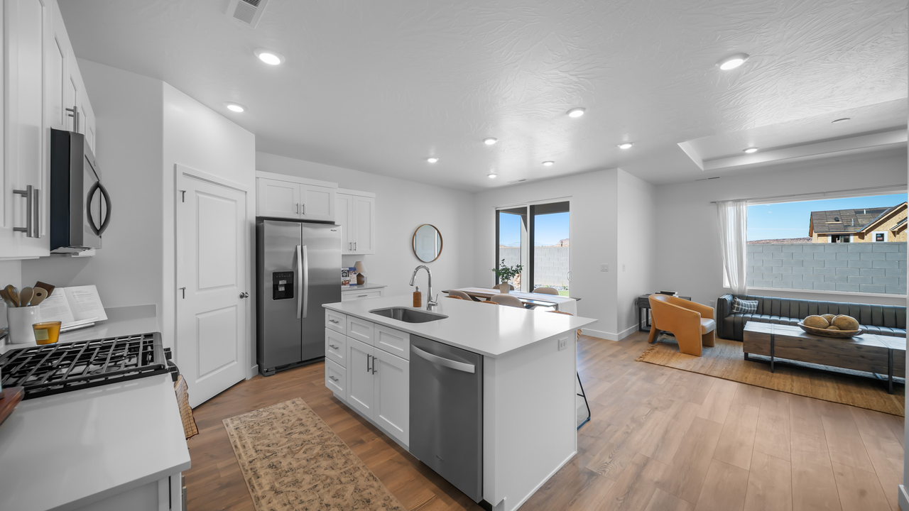 1392 S Gulch Ln - Photo 2 of 7