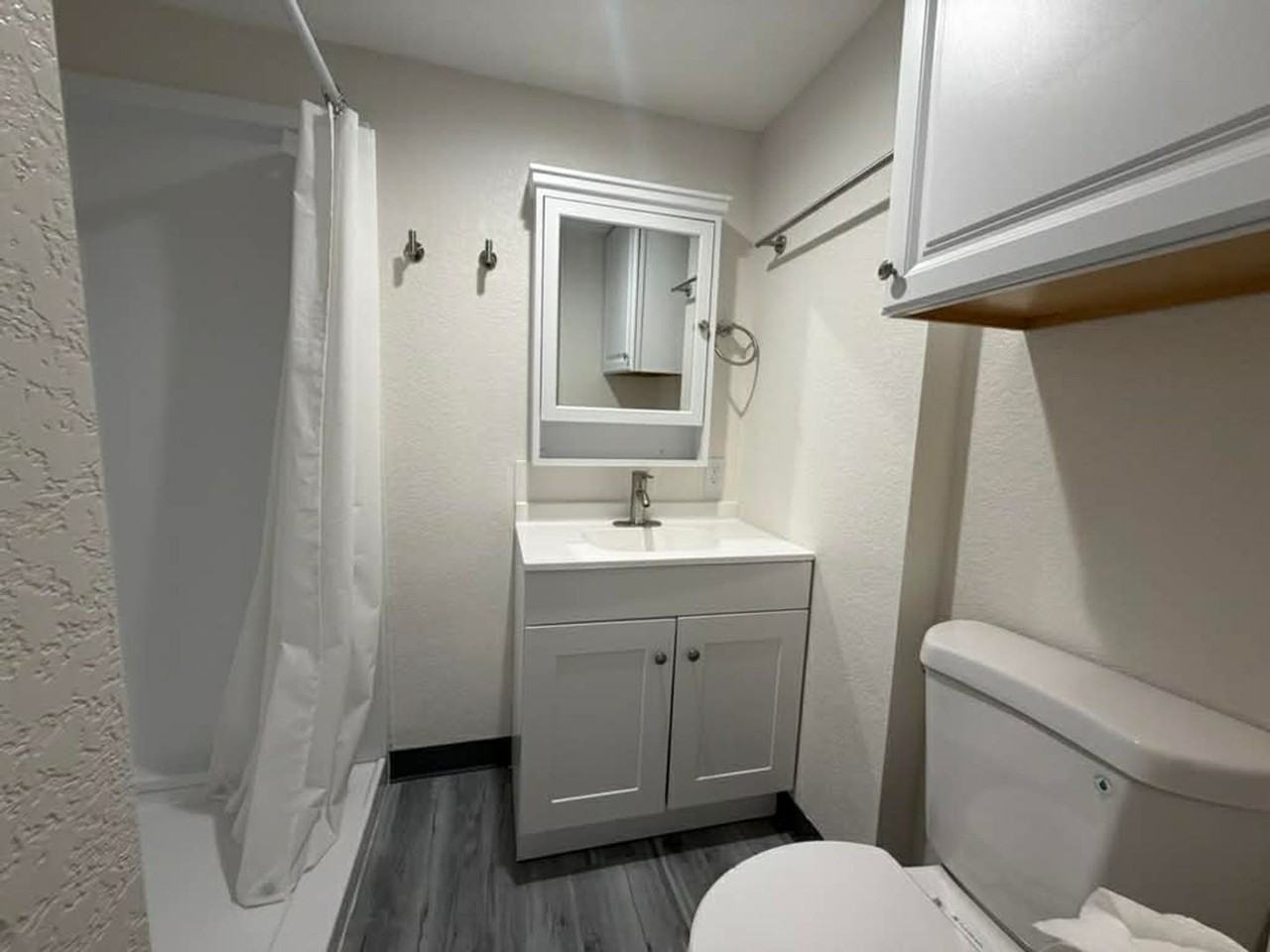 102 Amber Ave - Photo 5 of 8