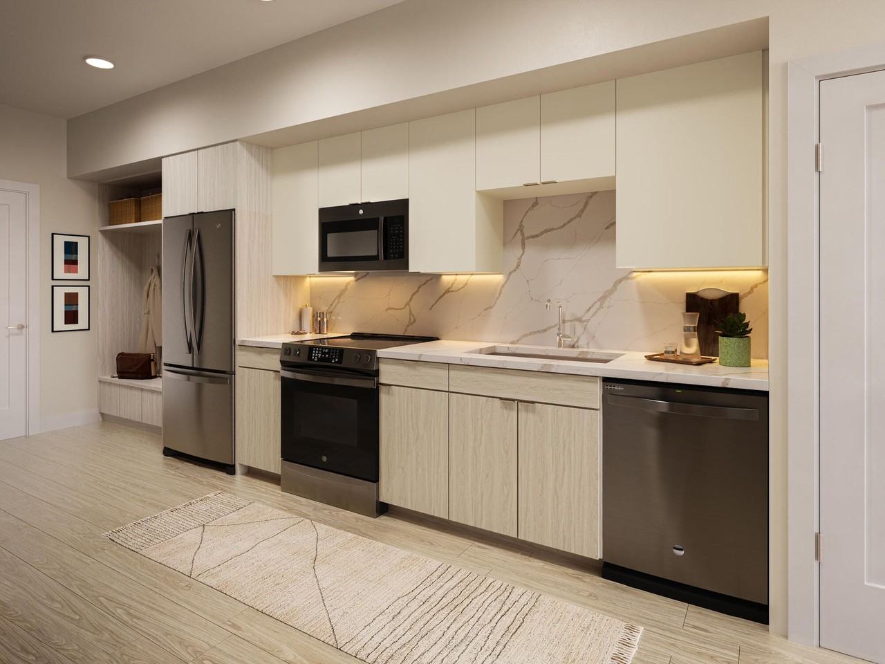 Altitude - Photo 5 of 19