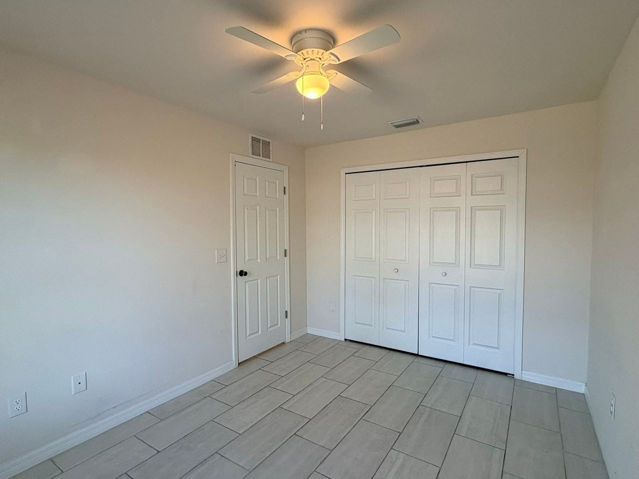 828 Gleason Pkwy - Photo 4 of 20