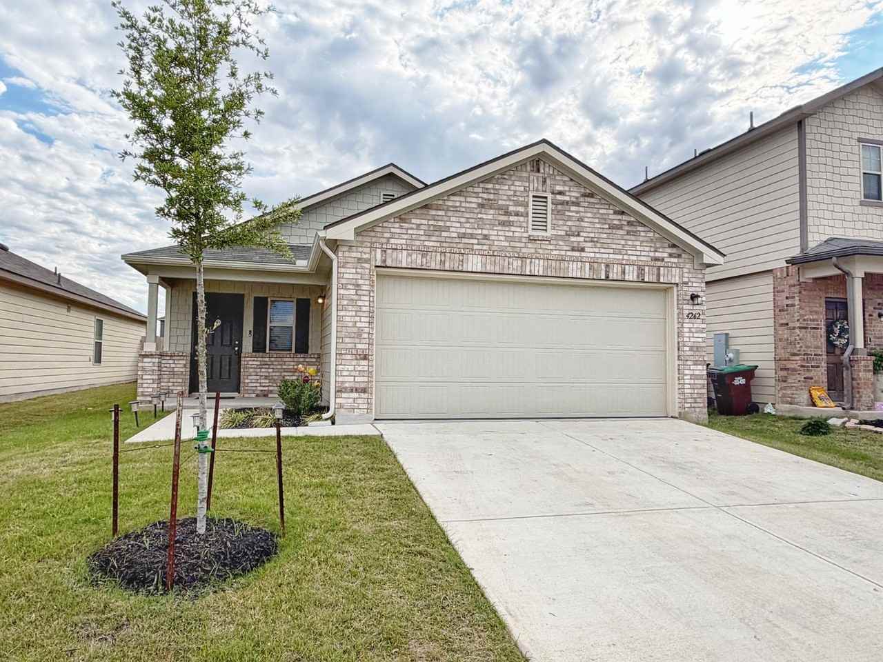 4262 Winston Way - Photo 2 of 24