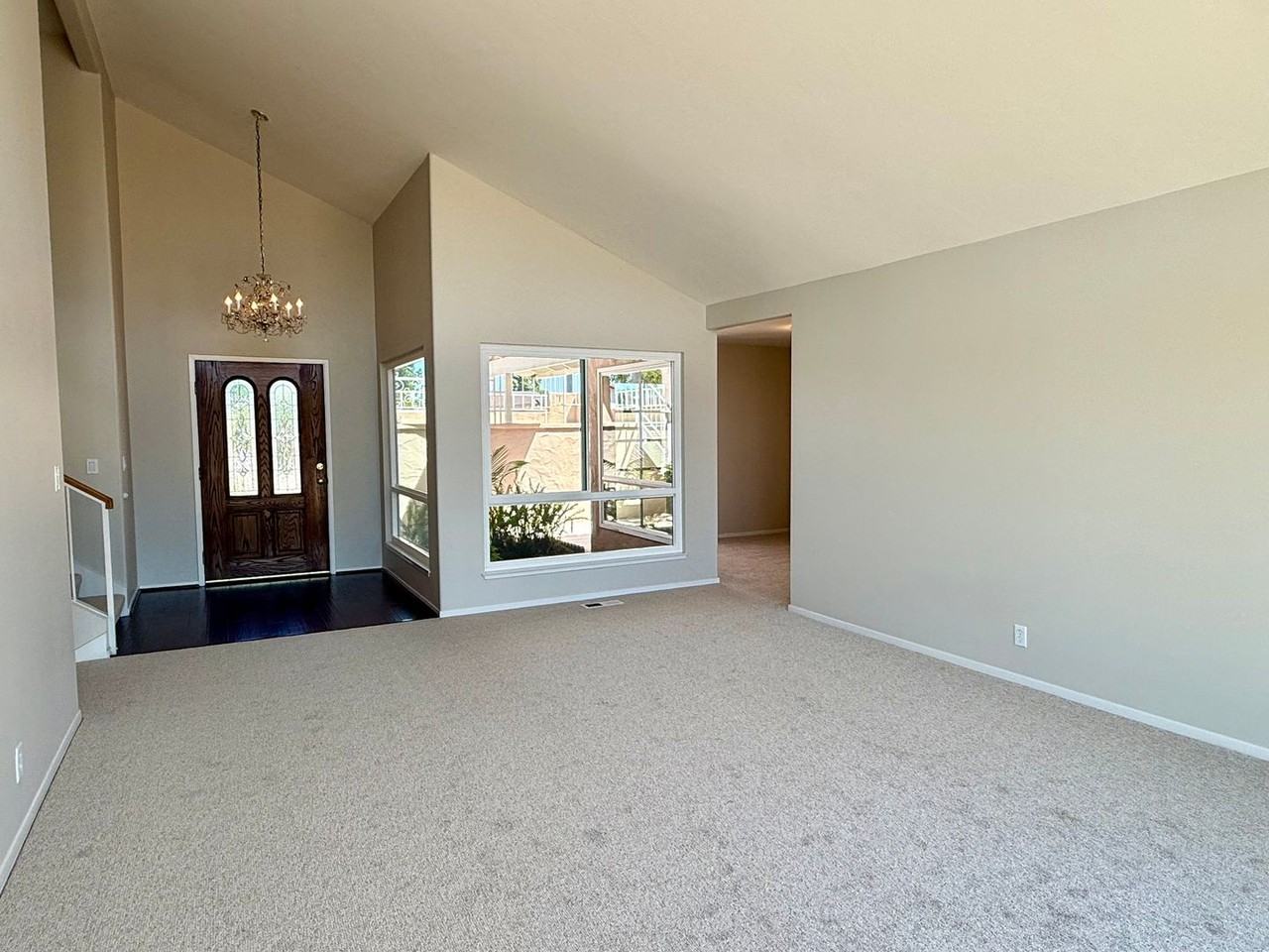 6138 Laport St - Photo 3 of 22