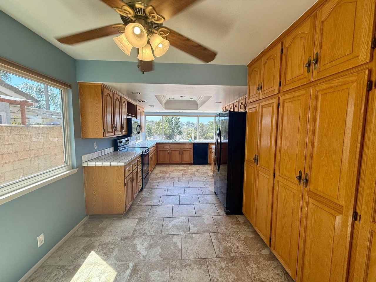 6138 Laport St - Photo 5 of 22