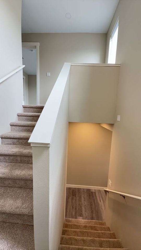 358 Seven Oaks Ln - Photo 6 of 46