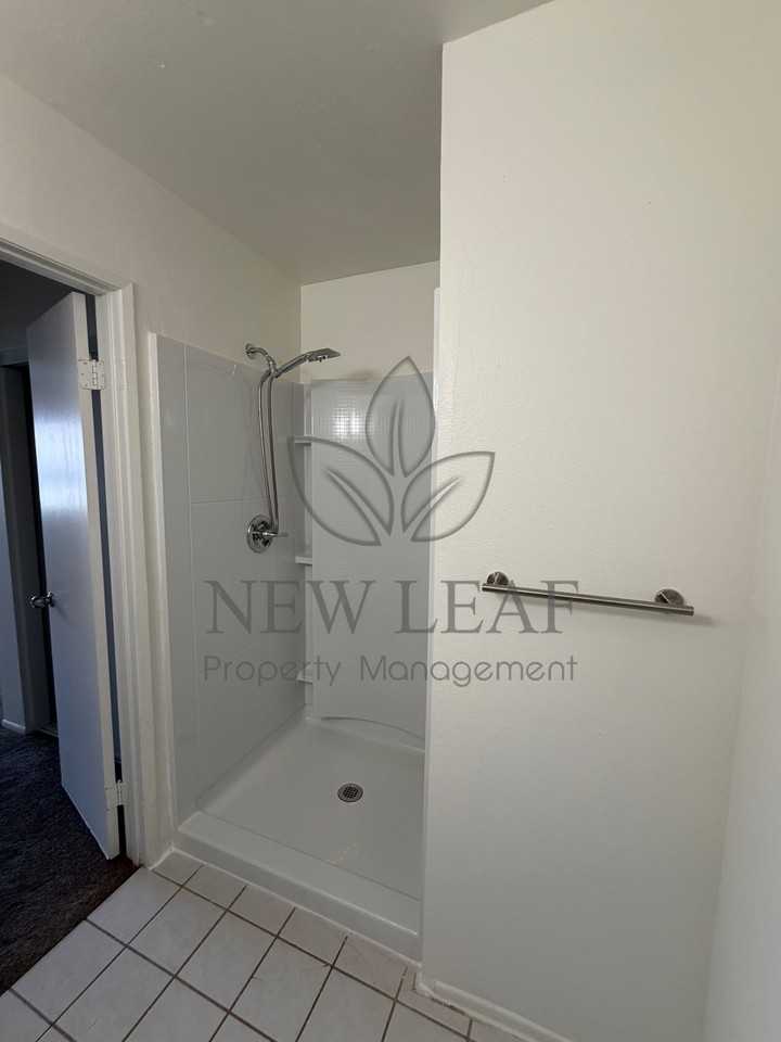 2341 2341 + 2361 Maryhelen St. - Photo 4 of 26