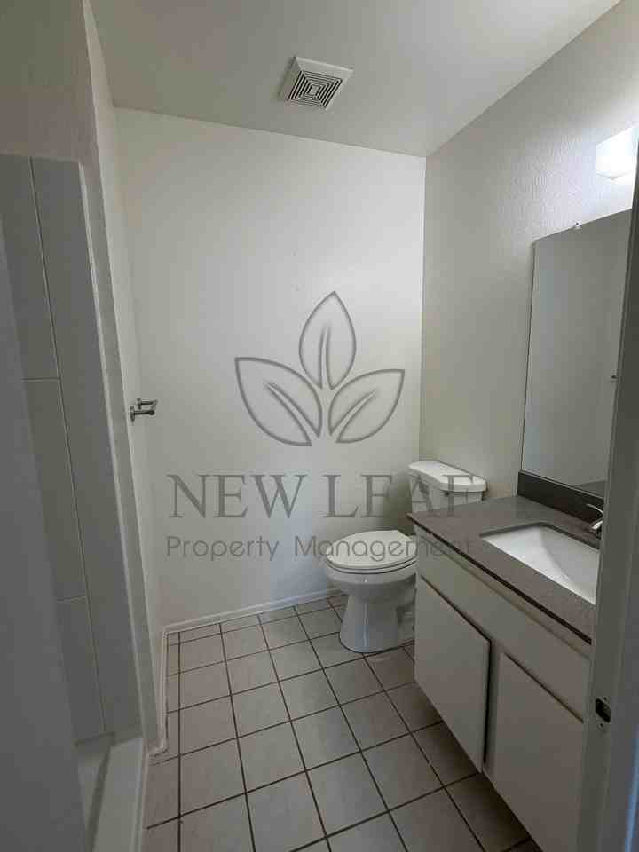 2341 2341 + 2361 Maryhelen St. - Photo 5 of 26