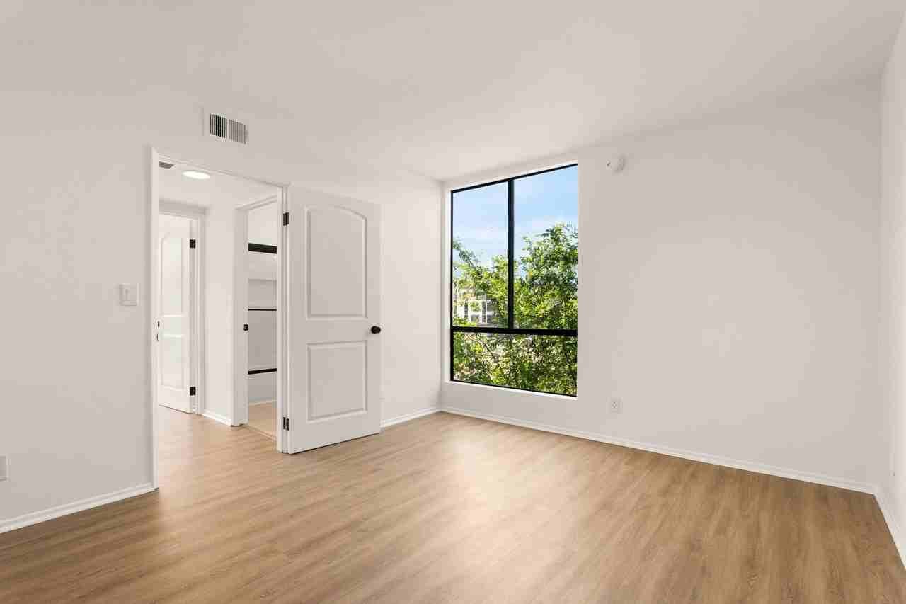 5401 Rhodes Ave #201 - Photo 2 of 18