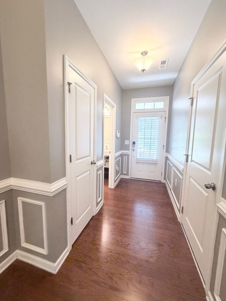 705 Treviso Ln - Photo 3 of 33