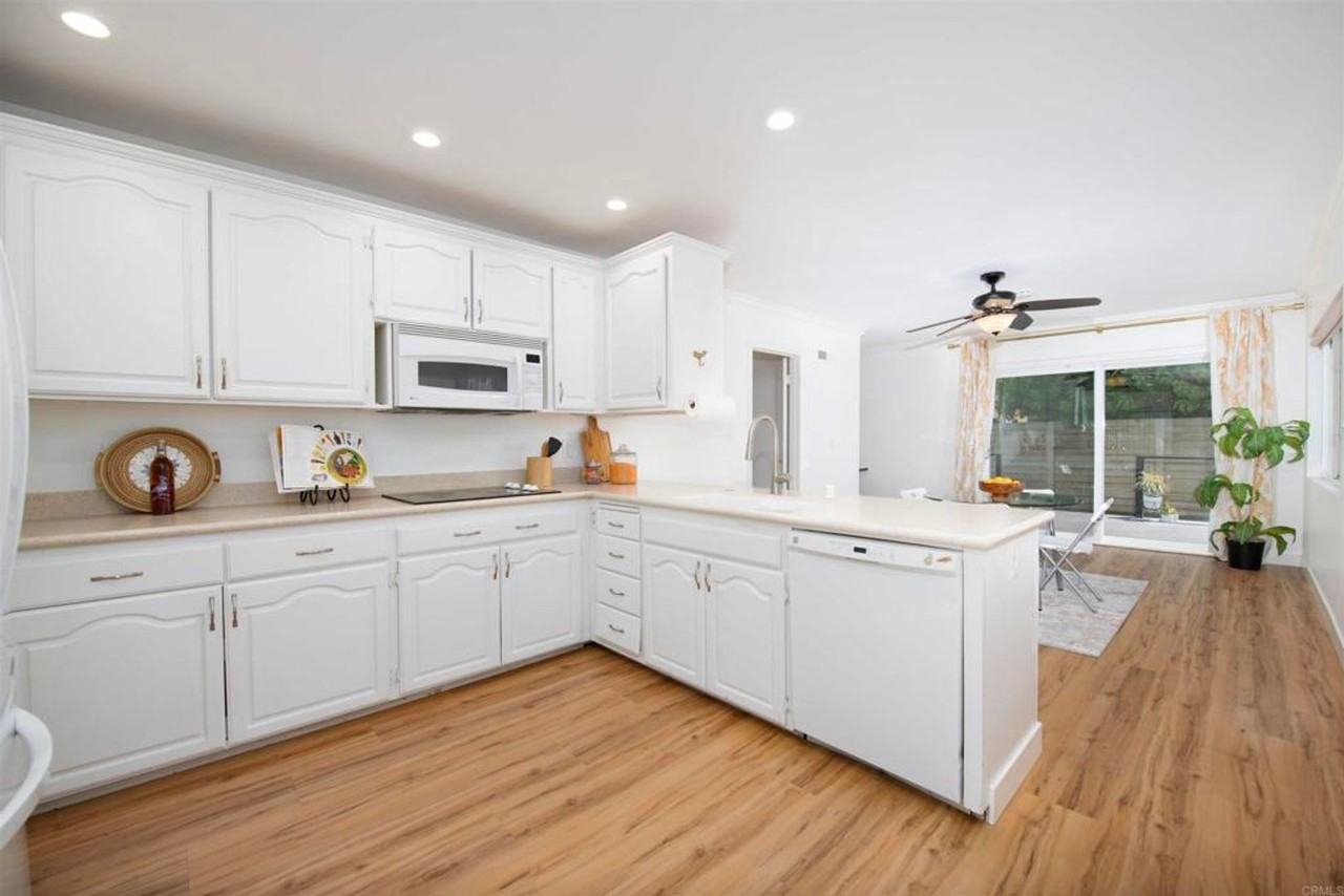 4951 Art St - Photo 2 of 24