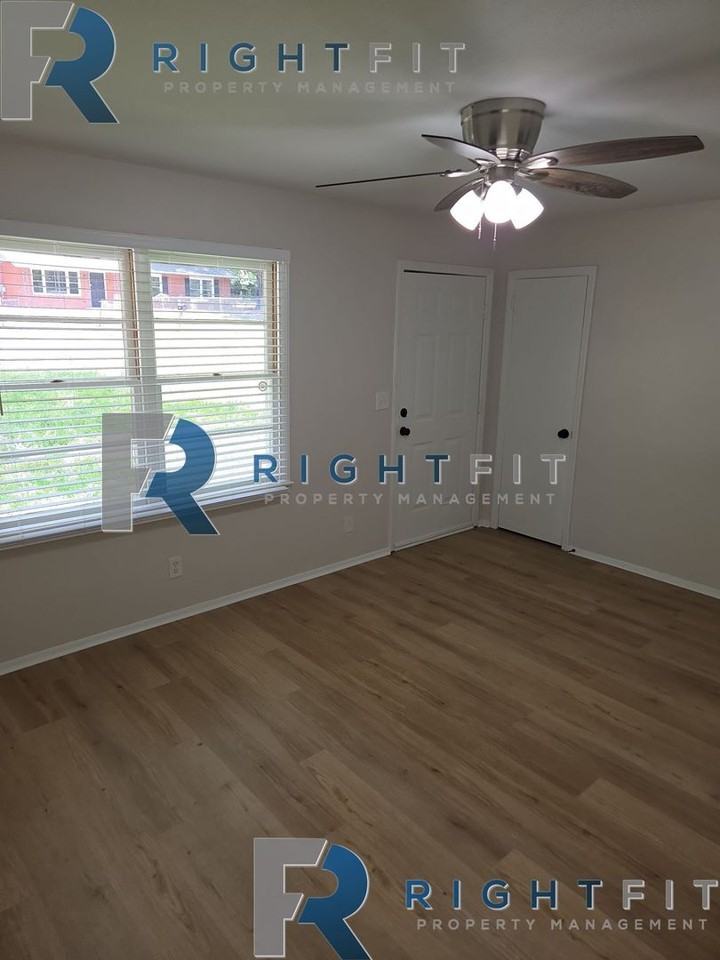 4768 Wellborn Dr - Photo 2 of 14