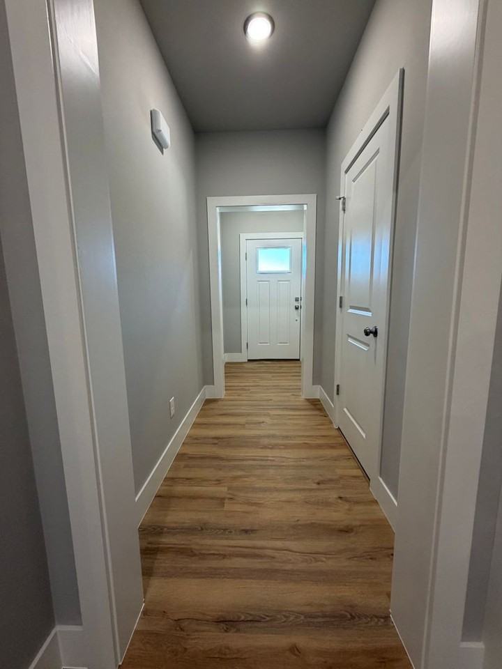 1002 Seaborn Way - Photo 2 of 17