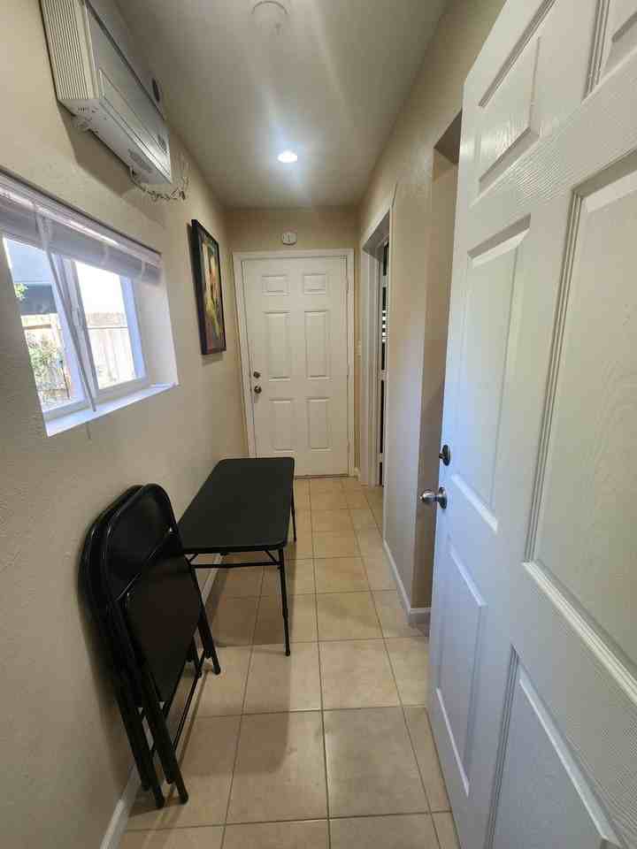 8801 Natalie Ave Ne - Photo 6 of 11