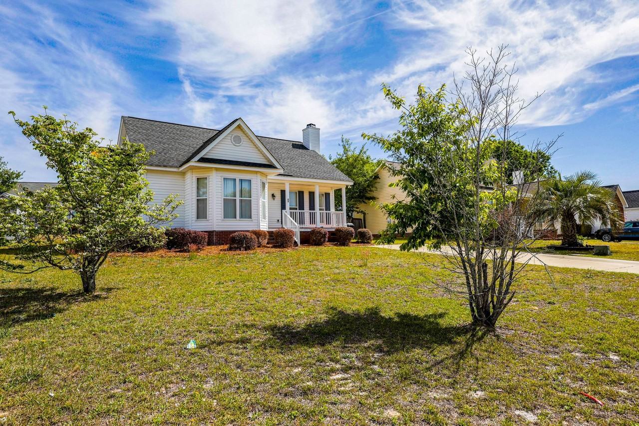 133 Wildflower Ln - Photo 2 of 33