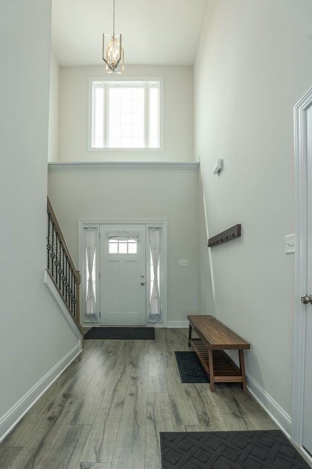 769 Regiment Rd - Photo 3 of 20