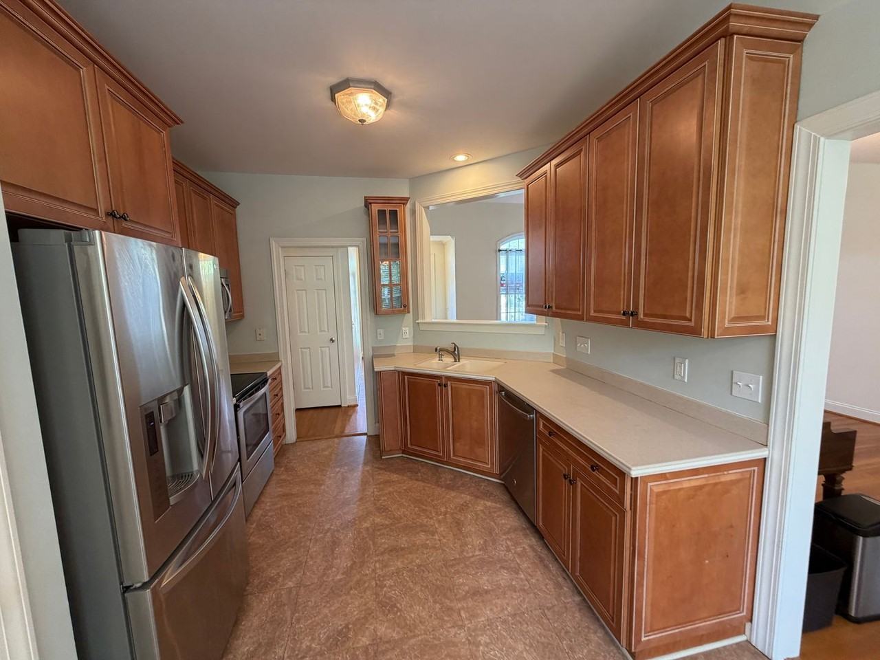 713 Trails End Dr - Photo 7 of 22