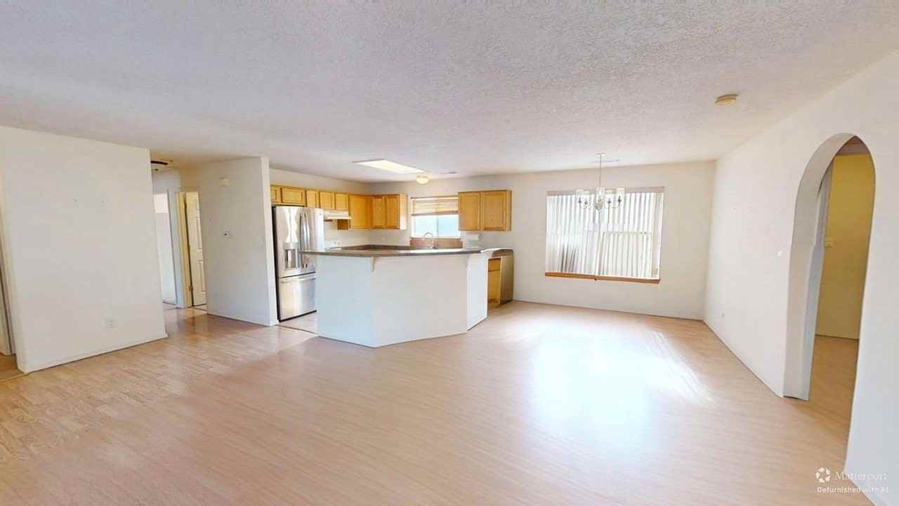 500 Rafael St - Photo 5 of 19