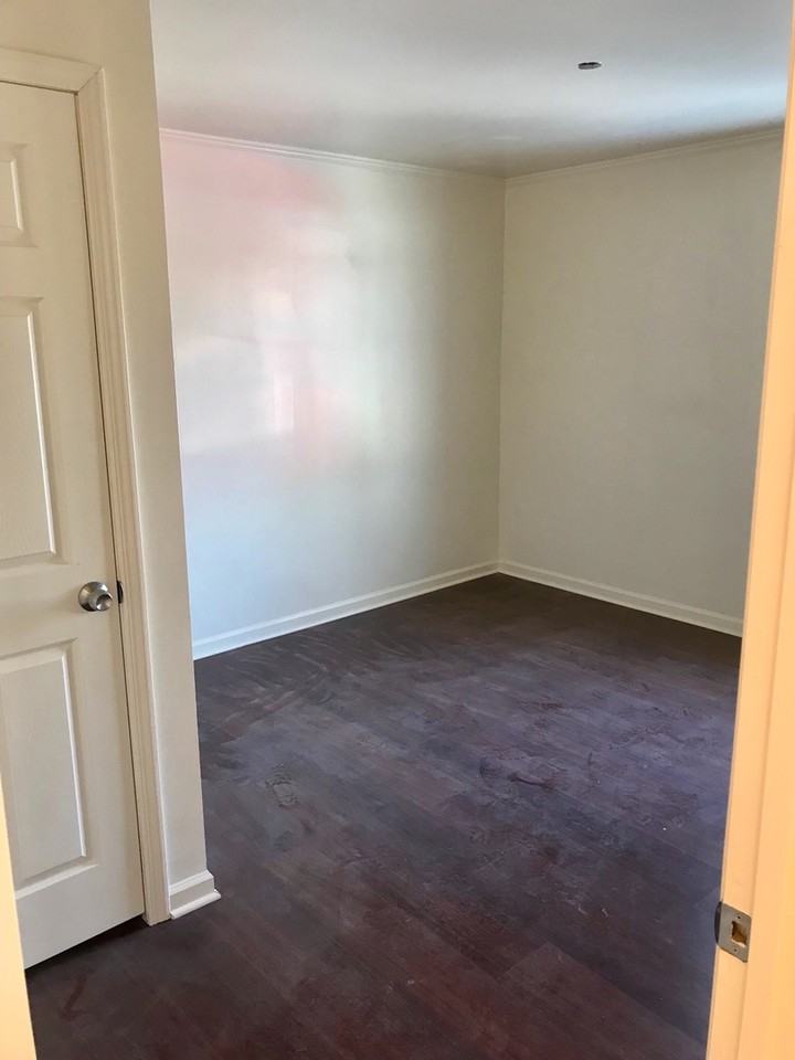 5403 E Bristol Rd - Photo 5 of 15